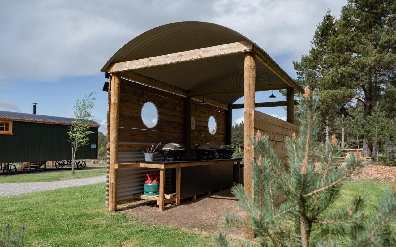 Highland Shepherd Huts Apartment Nethy Bridge Luaran gambar